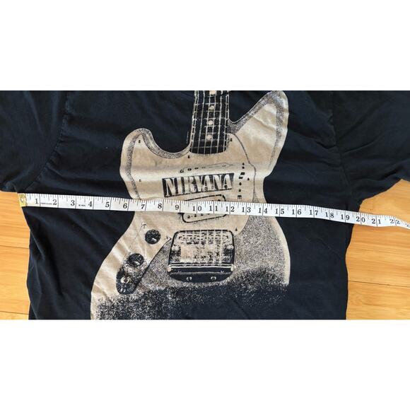 Authentic Tultex 2005 Black Nirvana Guitar Graphic Short Sleeve Size Large - Picture 5 of 8